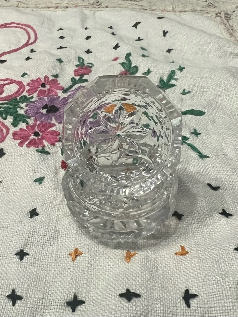 Clear Crystal Salt Cellars - Elegant Star-Cut Glass (Set of 2)